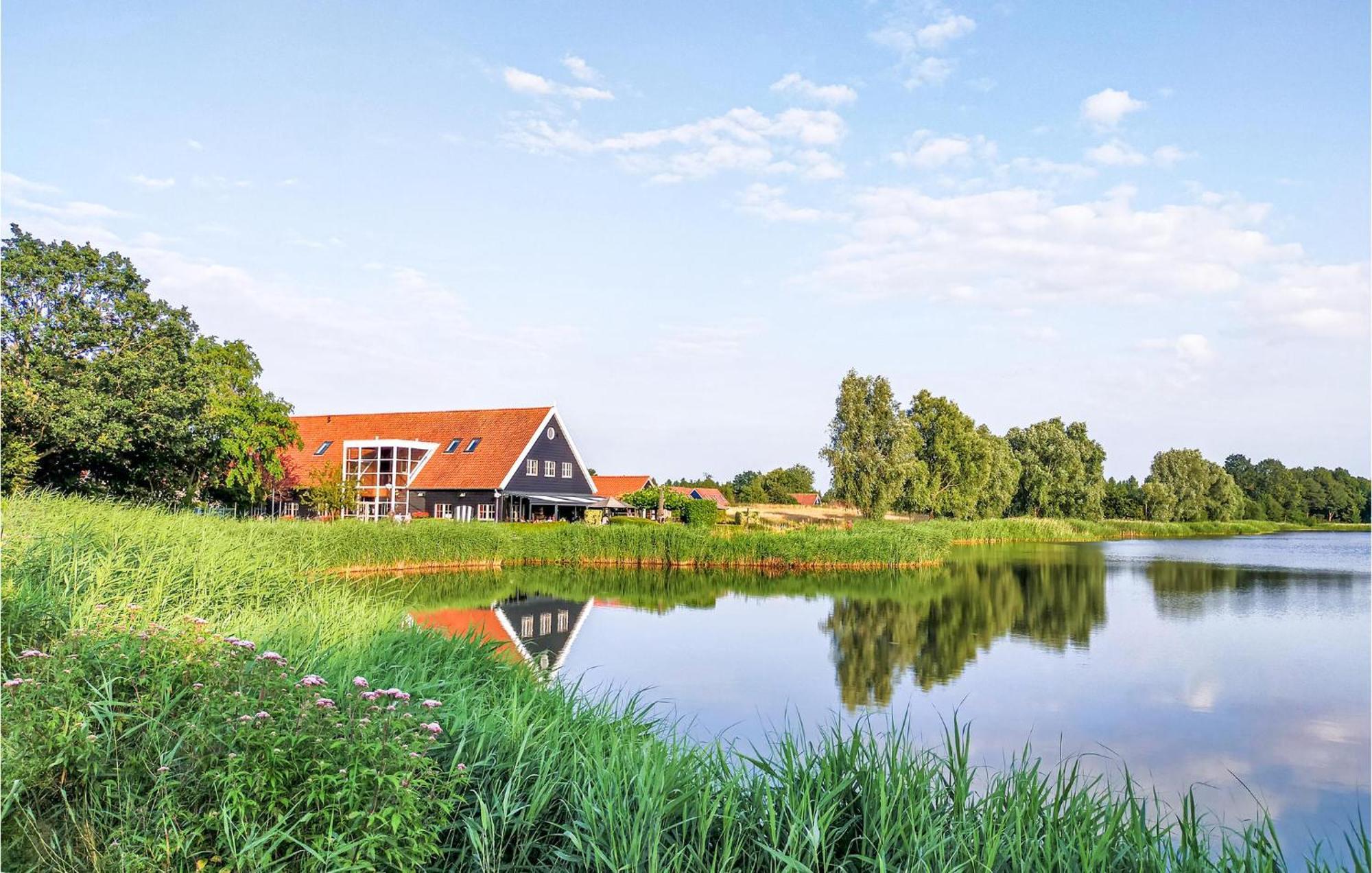 Gorgeous Home In Heinkenszand With House Sea View Exterior foto